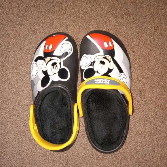 $30 toddler size 1 disney mickey mouse crocs - Picture 2 of 3